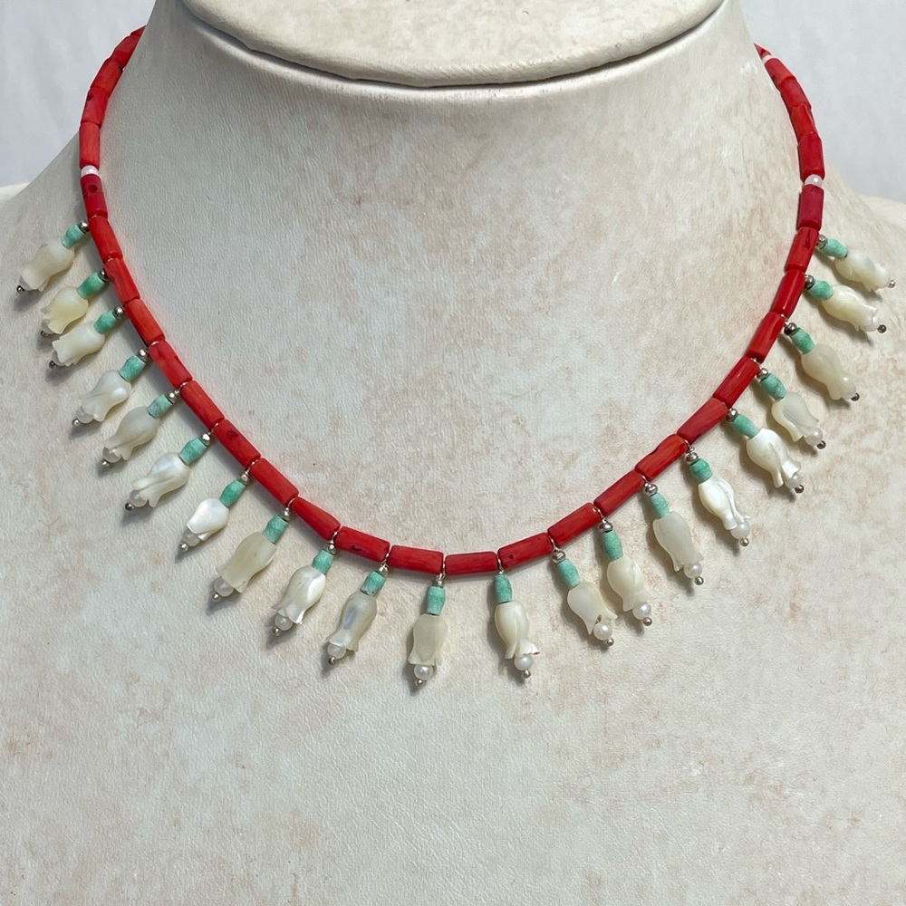 Tulips choker